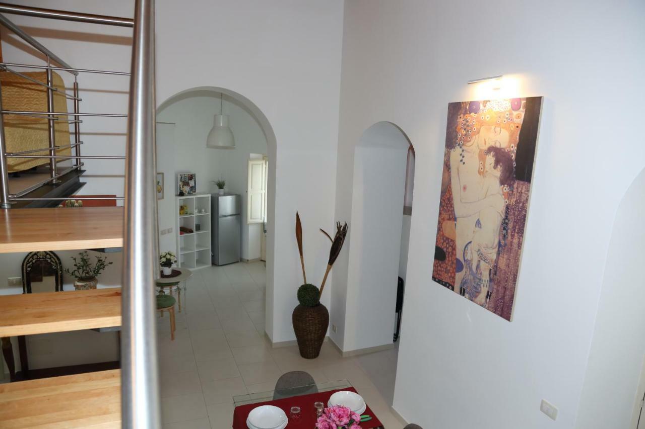 Mega House Apartment *