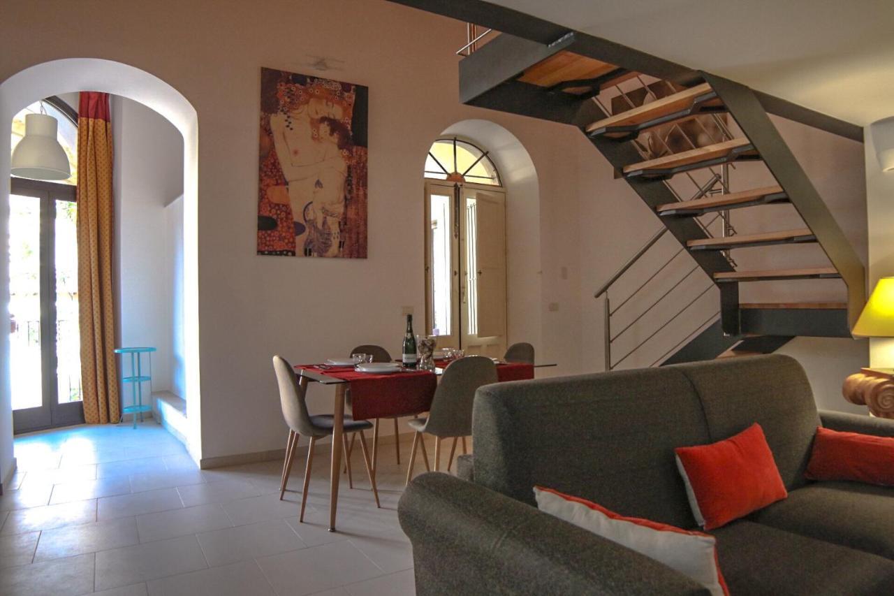 Mega House Apartment Catania